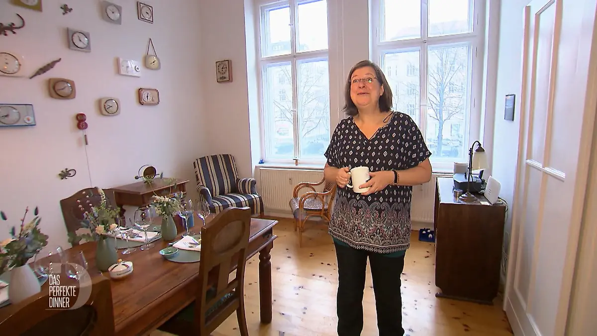 Marion hat die Zeit stets im Blick Uhrenwand