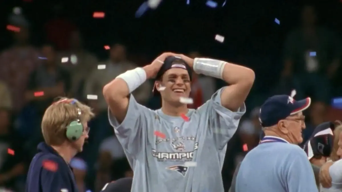 Schenkt ER seiner Jugendliebe den größten Titel seines Lebens? Patriots-Quarterback Drake Maye