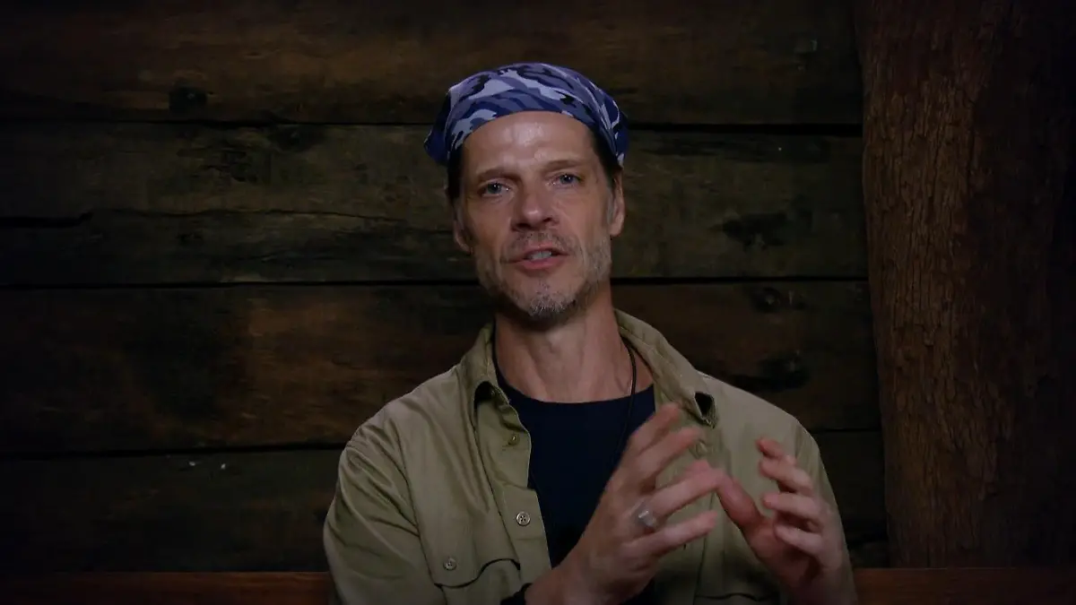 Bild zu: "Nach Stephen Dürrs Bikini-Gate! Auch in dieser Staffel gab’s Stress wegen knapper Badebekleidung"