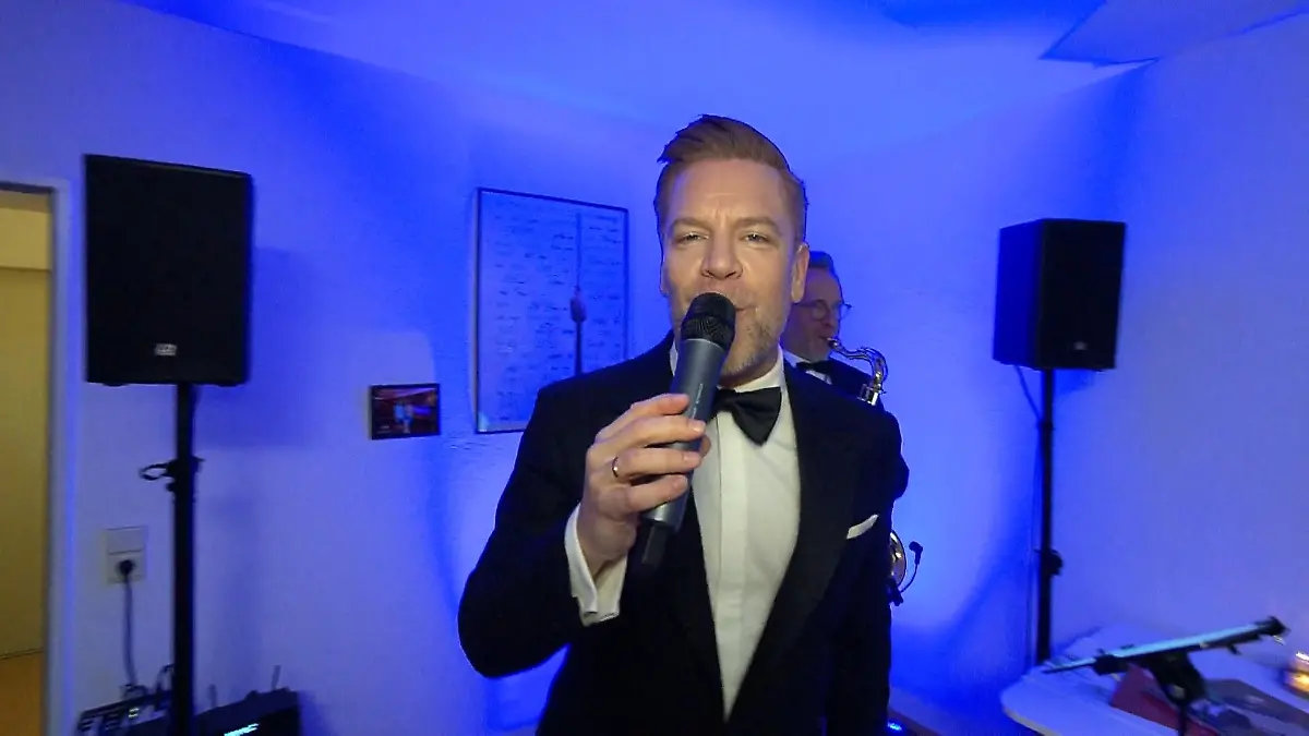 Wohnzimmerkonzert mit Tom Gaebel Star zum Anfassen