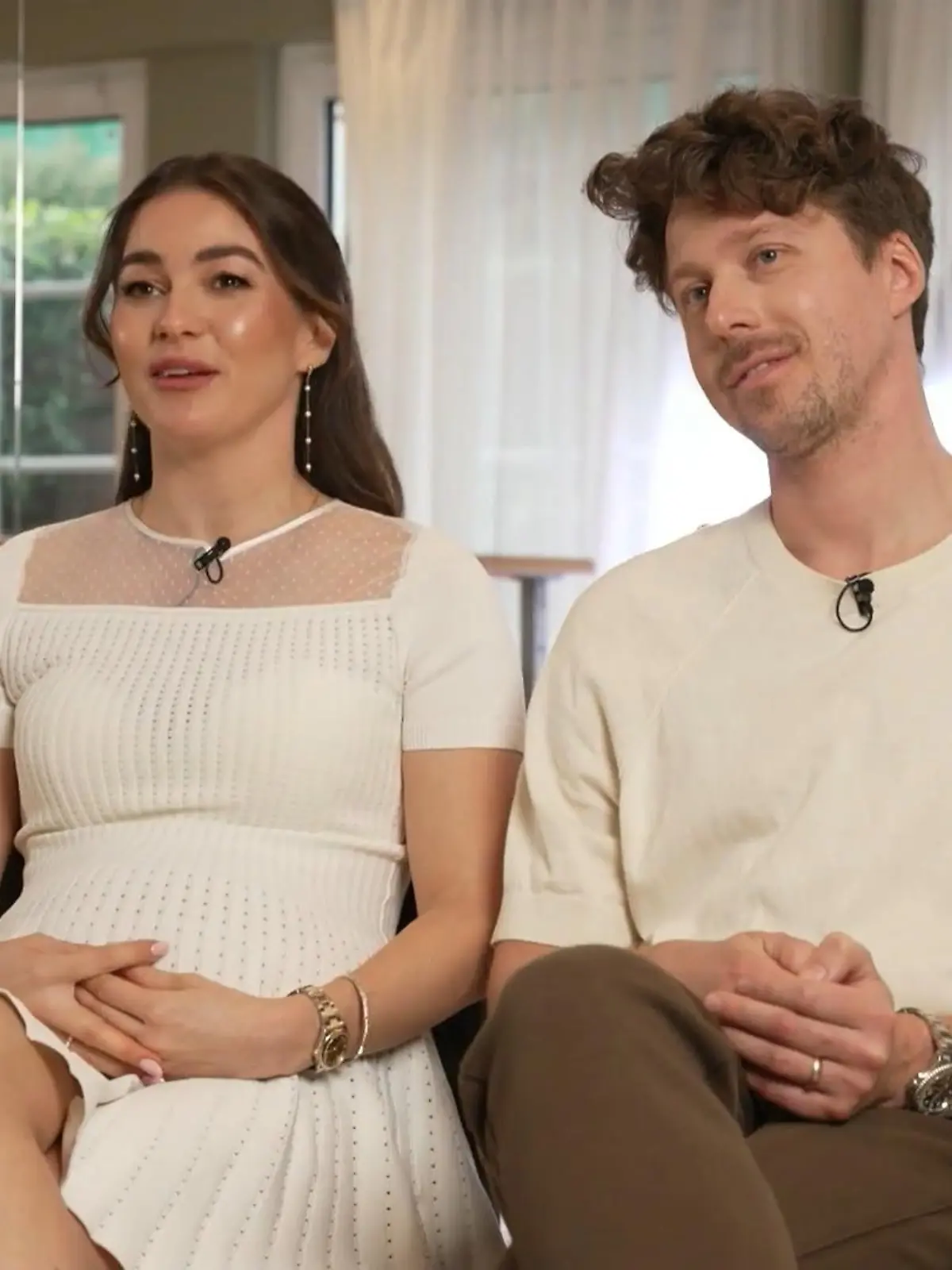 Bild zu: "Let´s Dance Stars Valentin und Renata Lusin feiern Baby und neues Heim"