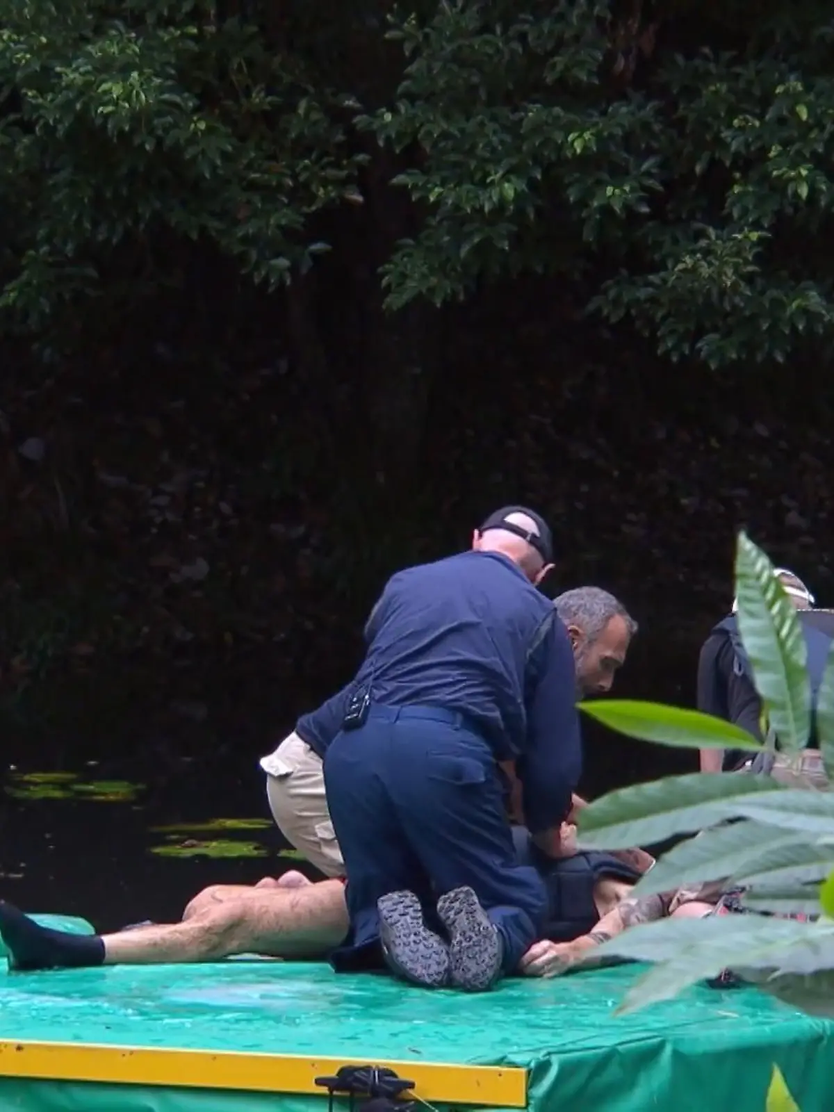 Bild zu: "Unfall in der Prüfung! Gil Ofarim wird direkt behandelt"