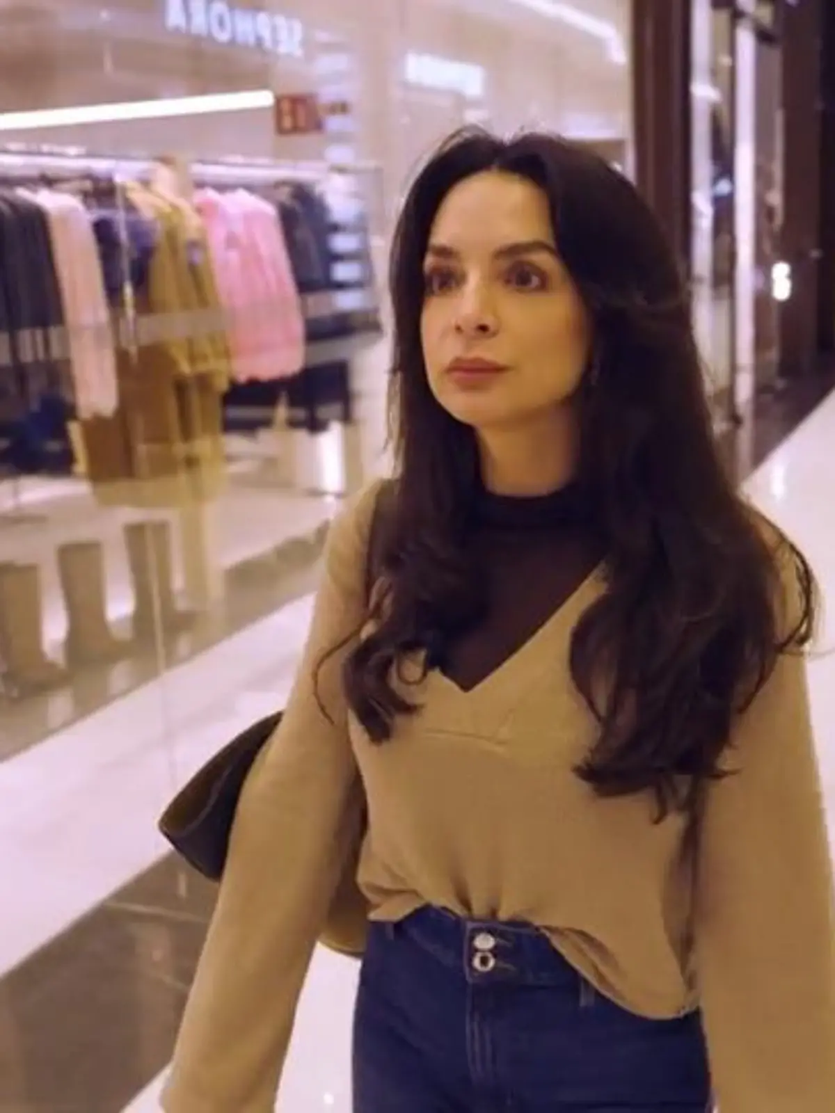 Bild zu: "12.000 Euro Schulden – so entkam Zişan ihrer Shopping-Sucht"