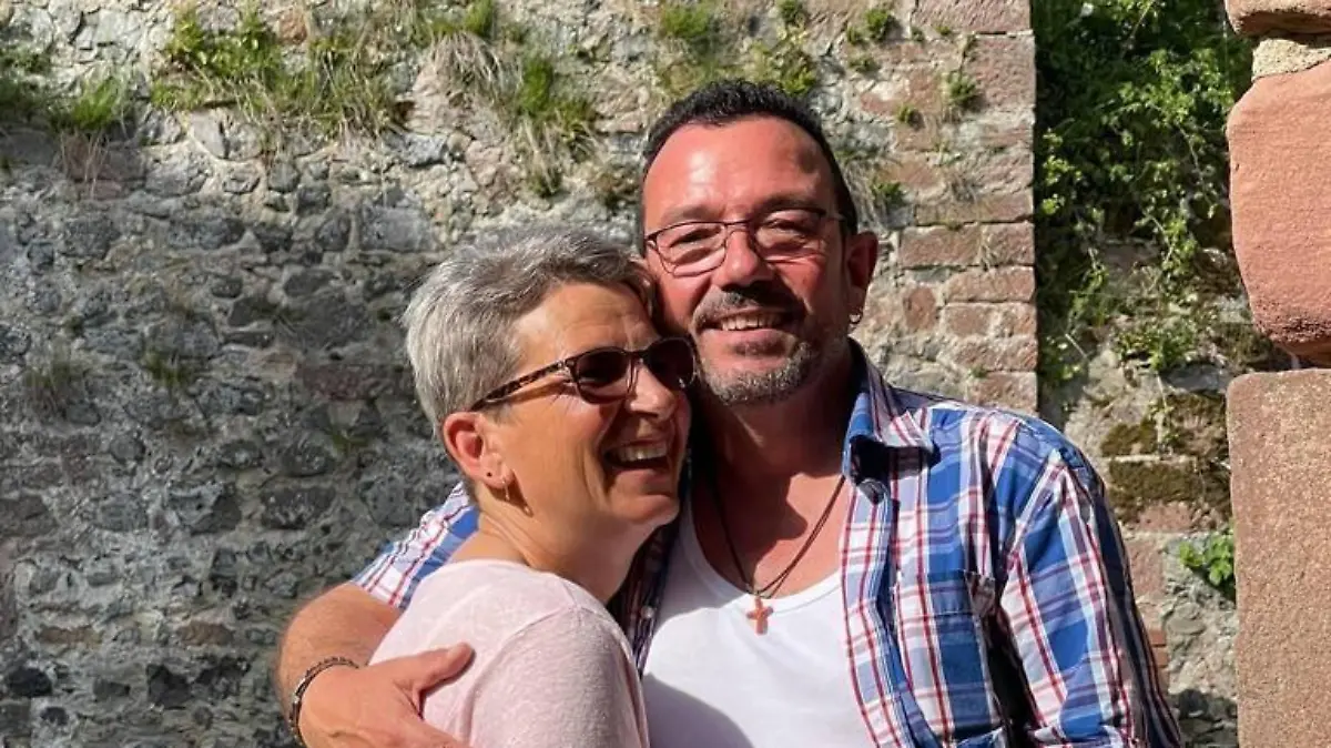 Ronald und Anja. Als Teenager waren sie schon einmal ein Paar. Nach 35 Jahren sind sie es nun wieder.