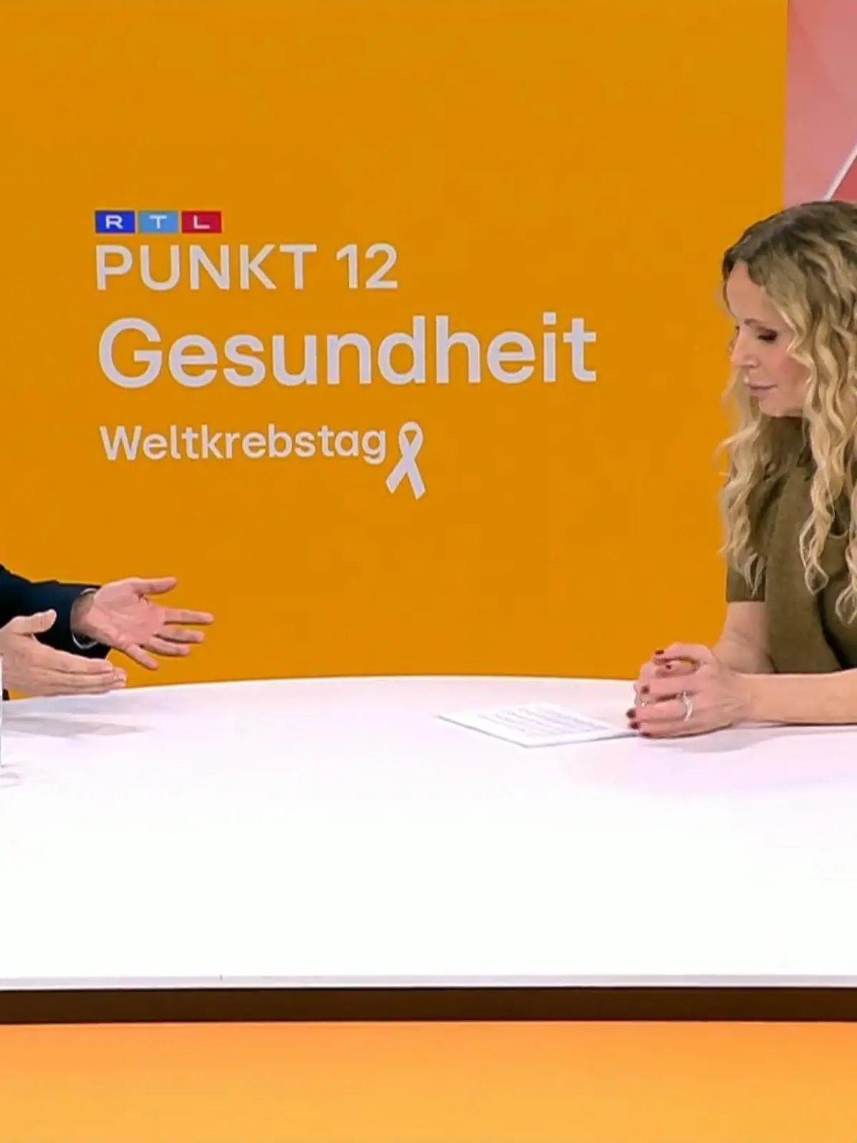 Bild zu: "Wann kommt die Impfung gegen Krebs? Onkologie-Experte im Interview"