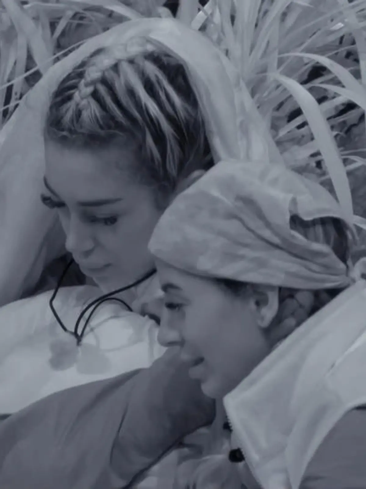 Bild zu: ""Immer das gleiche...!" Eva und Ariel bonden über Männer-Storys"