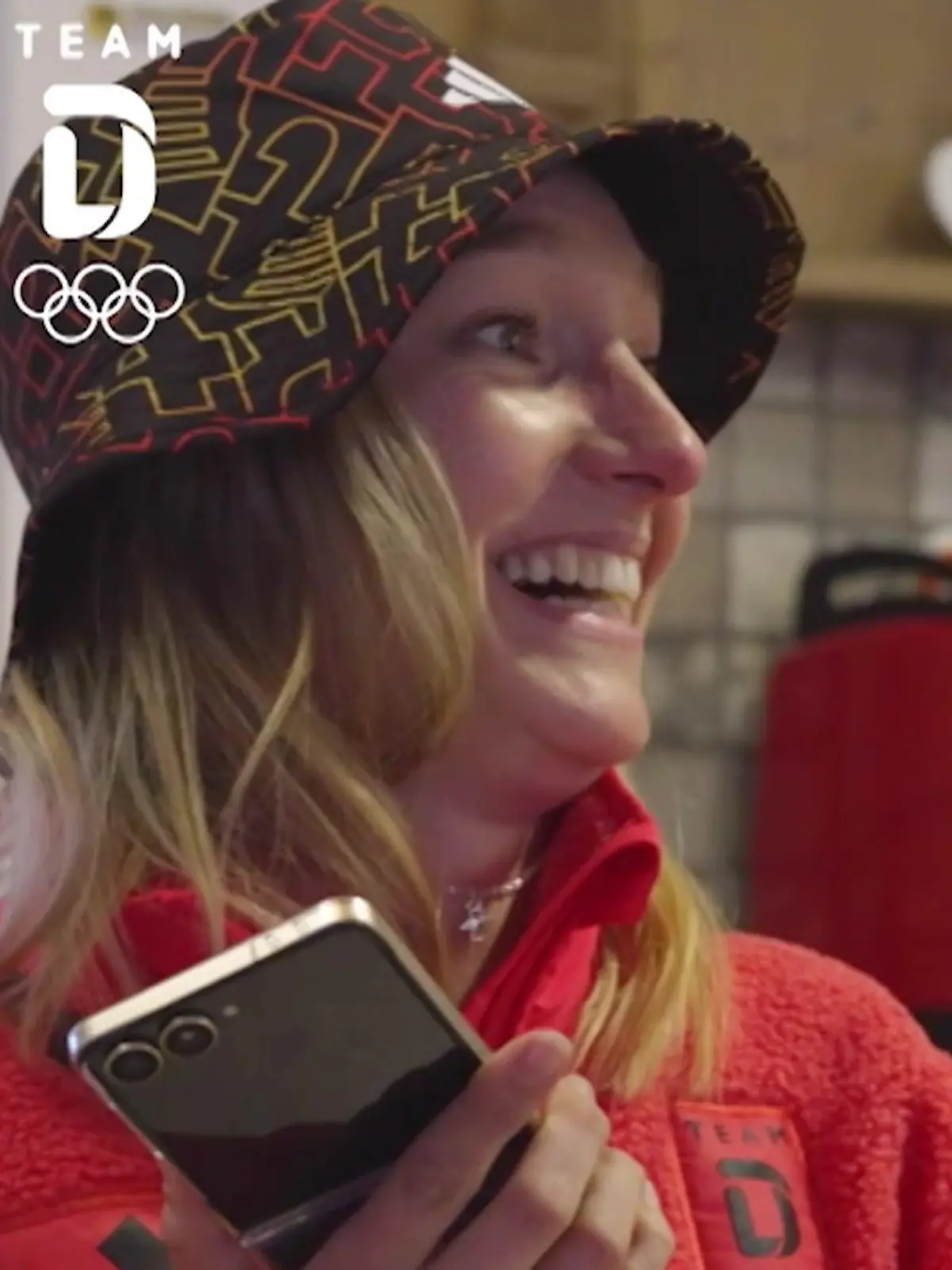 Bild zu: "Katharina Schmid und Leon Draisaitl werden Fahnenträger"