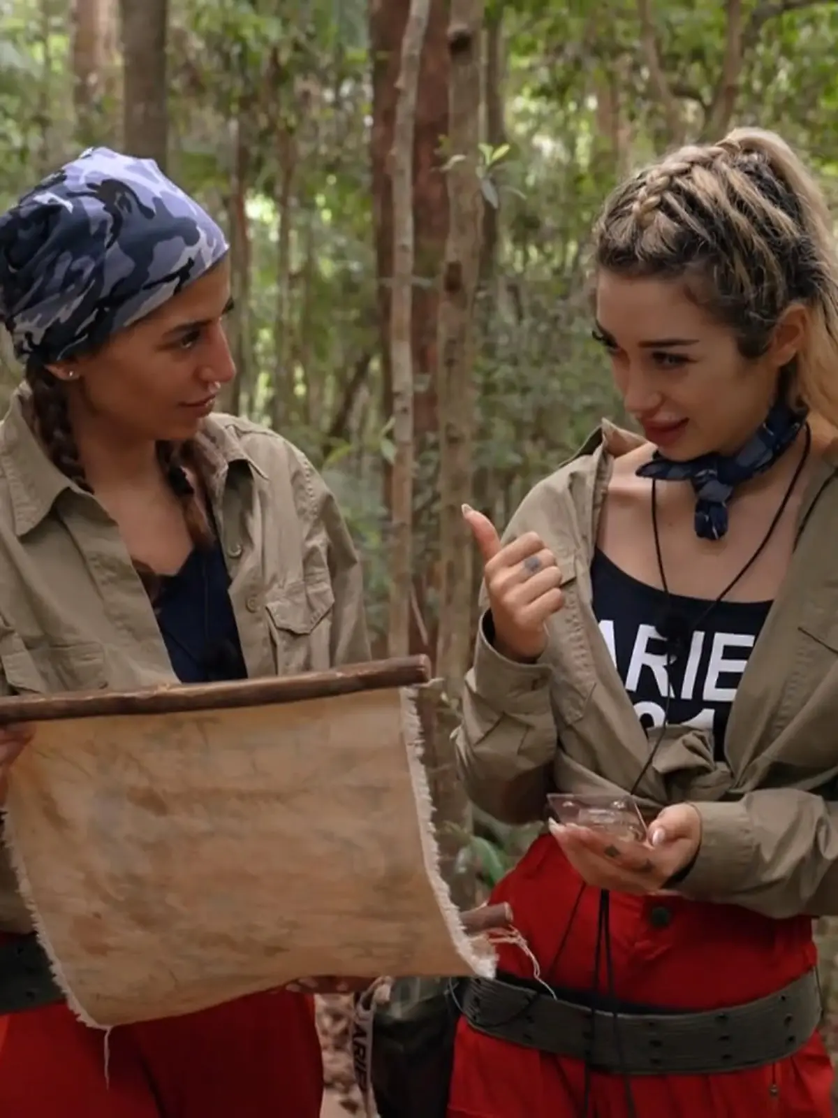 Bild zu: "Pfadfinder-Fail? Scheitern Eva und Ariel schon am Weg zur Schatzsuche?"