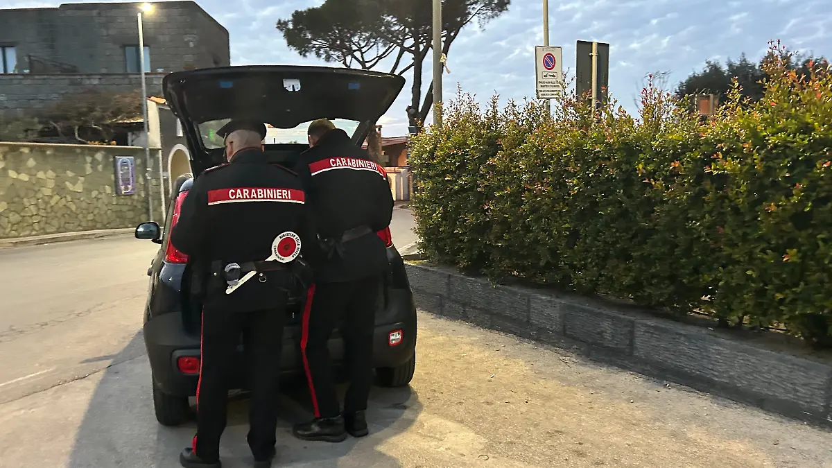 Italien-Familie-stirbt-durch-Kohlenmonoxidvergiftung-Trag-die-in-der-Toskana