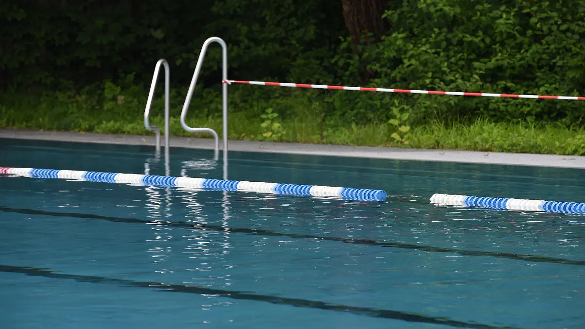 Schrecklicher Badeunfall in Michigan: Ein vierjähriges Mädchen ertrinkt in einem Pool ohne Aufsicht. (Symbolbild)
