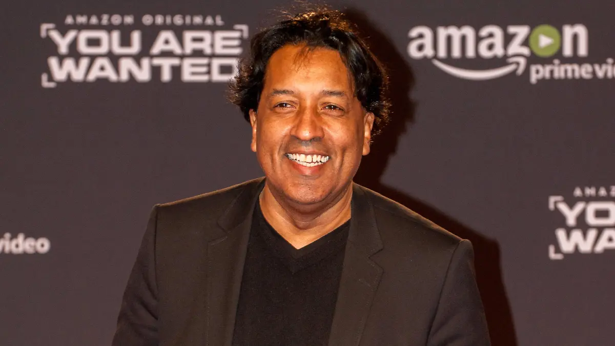  Berlin, Deutschland 15. Maerz 2017: Premiere - Amazon Originals - YOU ARE WANTED - 2017 Cherno Jobatey , Aktion . Einzelbild . SonyCenter Berlin *** Berlin, Germany 15 March 2017 Premiere Amazon Originals YOU ARE WANTED 2017 Cherno Jobatey , Action Single SonyCenter Berlin Copyright: xFotostandx/xSuhrx