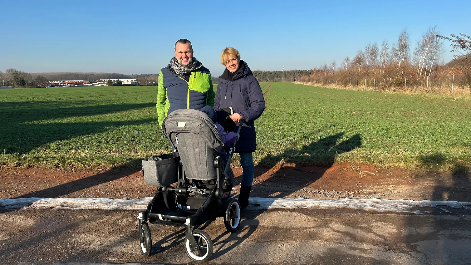 Kim Kolze und Mathias Labus lieben die Zeit mit ihren Pflegekindern.