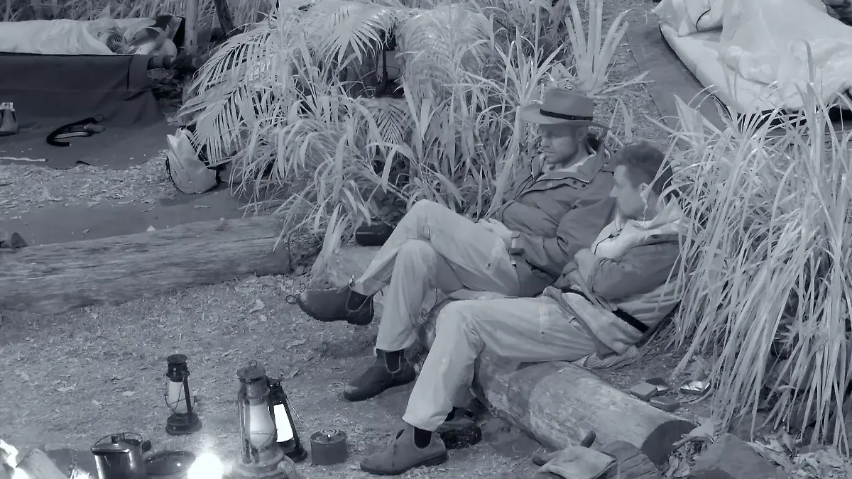 Jeder gegen Jeden! - Nachtwache als Läster-Stunde Aktive Nacht