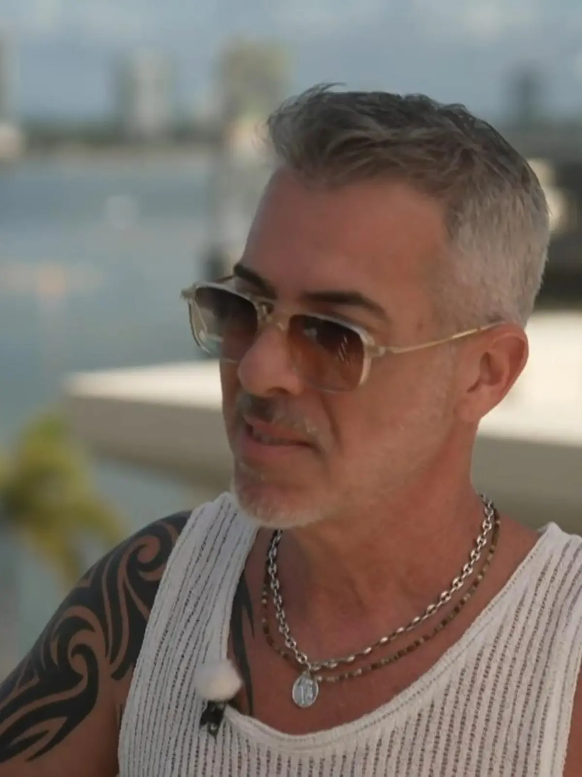 Bild zu: "Plötzlich alle gegen Gil Ofarim? Cousin hat Theorie, was dahintersteckt"