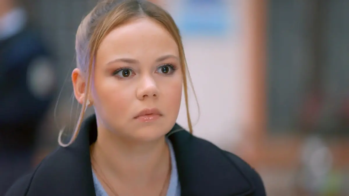 Ronja macht bei Baris eine merkwürdige Beobachtung „Unter uns“-Folge vom 17.02.26 auf RTL+