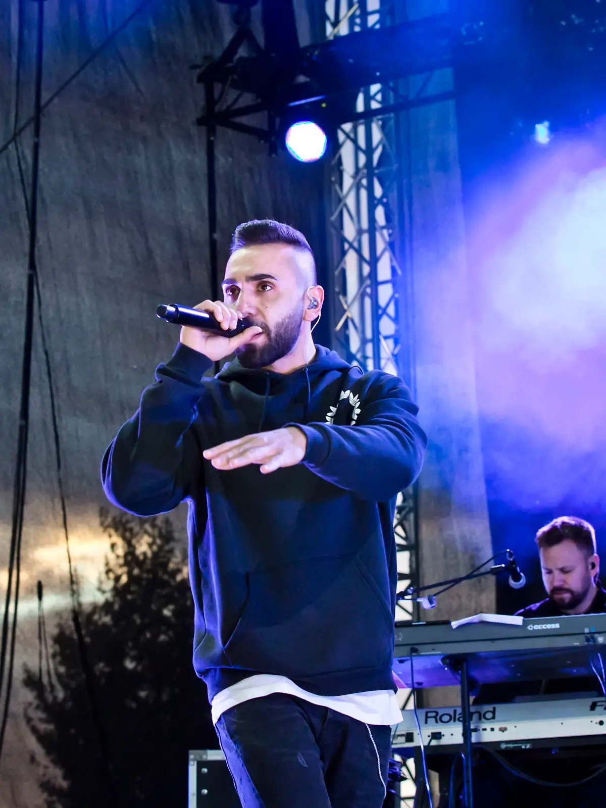 Bild zu: "Rapper MoTrip enthüllt Geheimnis um seine Familien-Planung"