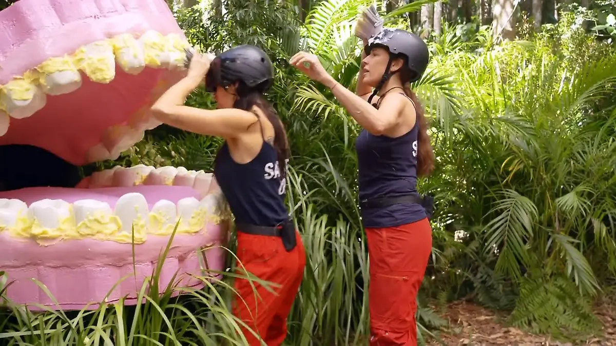 Auf den Zahn gefühlt: Putzen sich Samira & Simone zum Schatz? Schatzsuche