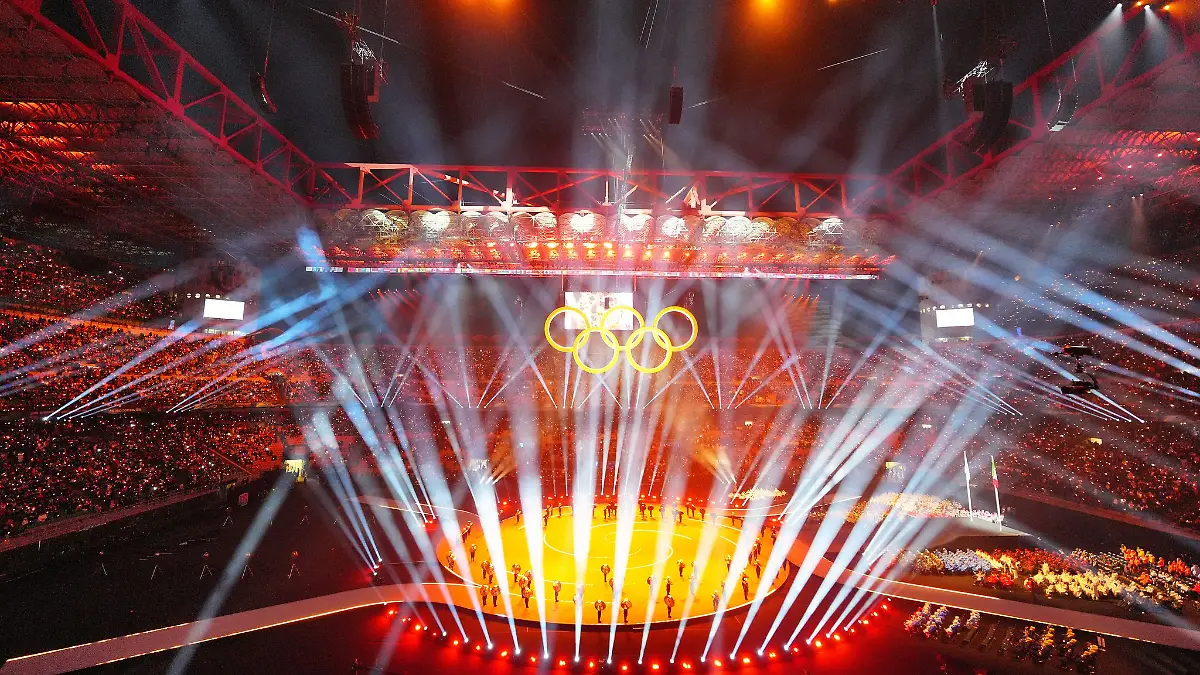 -Ein-Spektakel-Internationale-Medien-zur-Er-ffnungsfeier