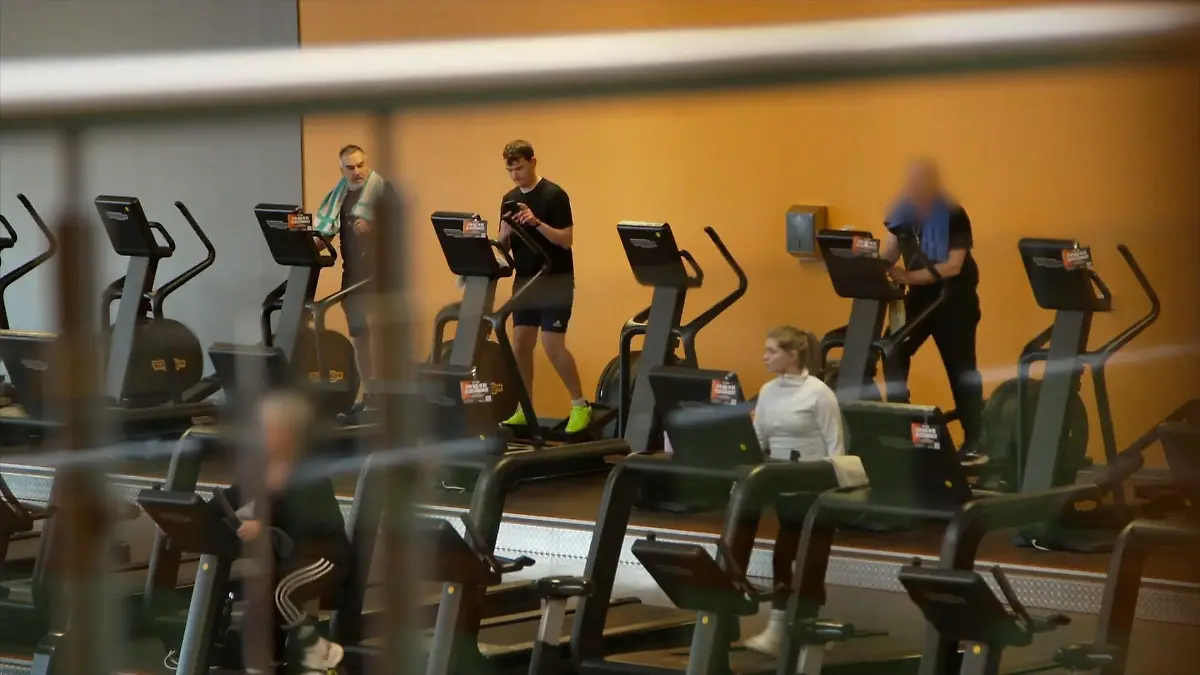 Warum Täter im Fitnessstudio oft straffrei davonkommen Gefilmt ohne Einwilligung
