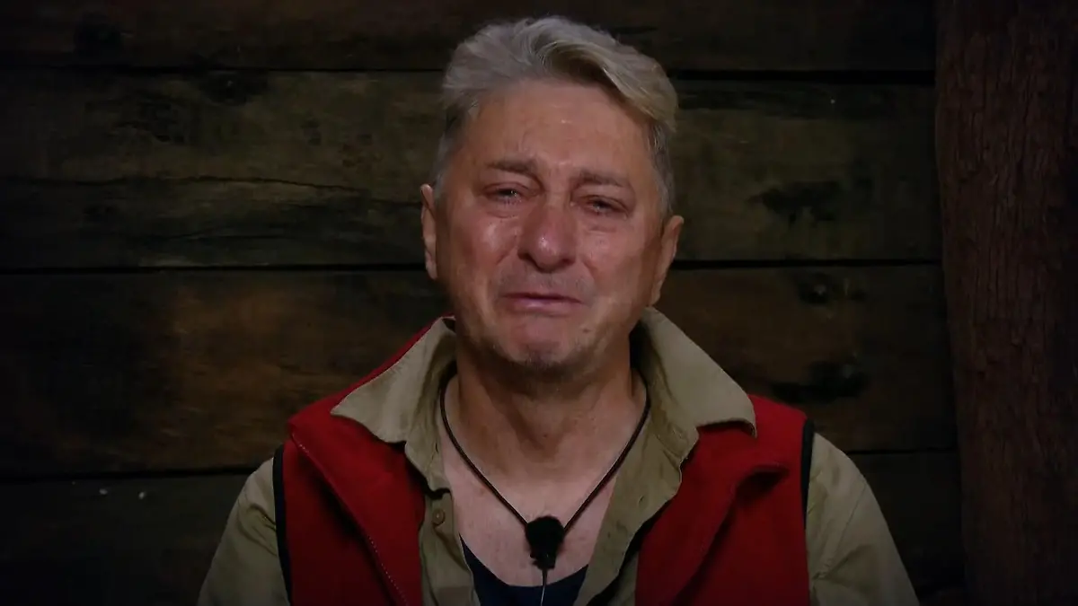 Warum der 7. Februar für Hubert Fella so besonders ist Dschungelcamp-Star in Tränen aufgelöst