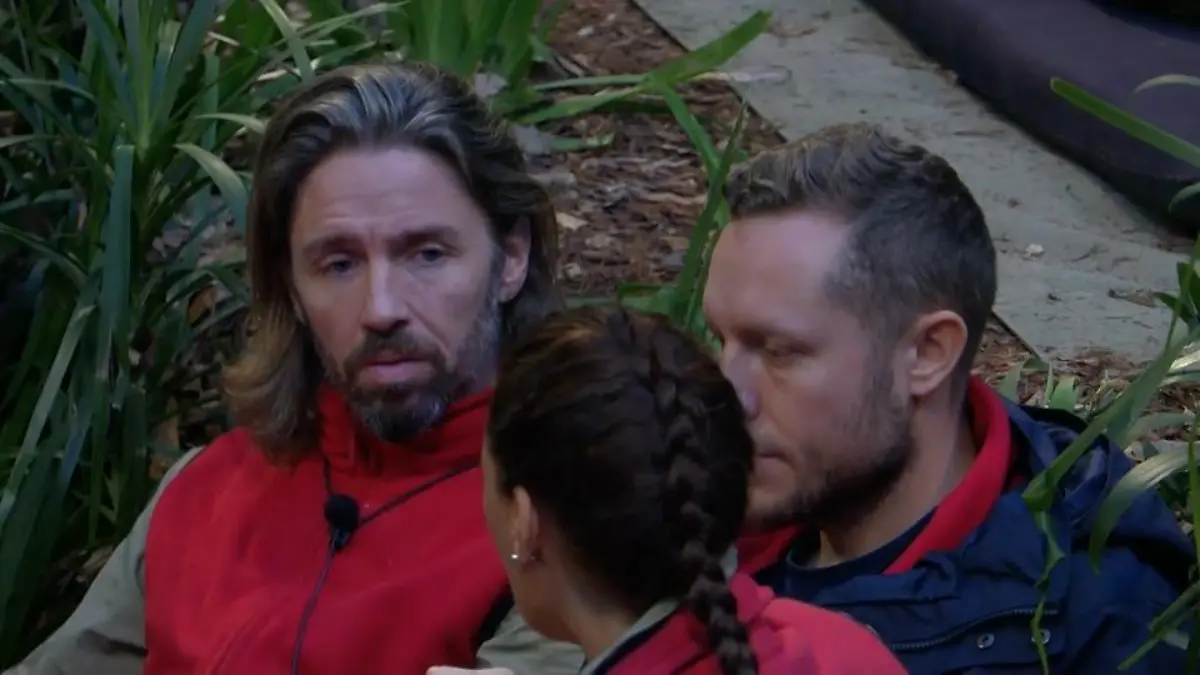 Simone Ballack und Patrick Romer wollen Antworten im Davidstern-Skandal Dschungelcamp: Gil Ofarim im Kreuzfeuer!