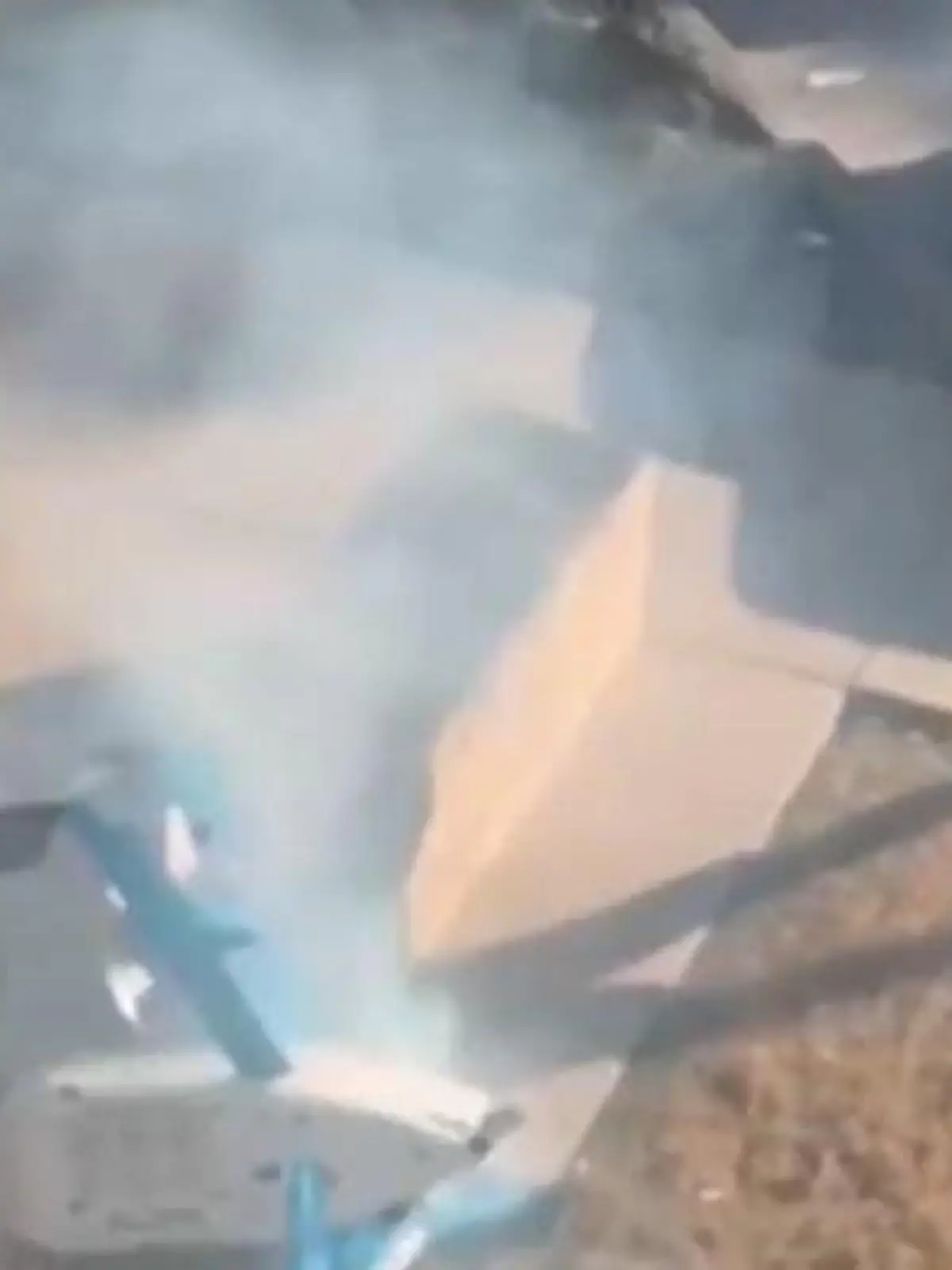 Bild zu: "Schock im Wohngebiet! Amazon-Drohne stürzt auf Gehweg"