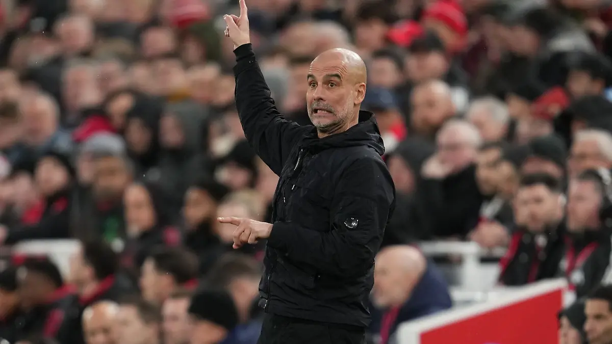 Pep Guardiola feiert einen späten Sieg mit Manchester City.