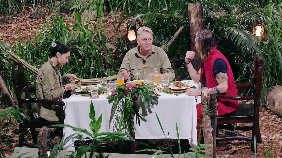 Letztes Abendmahl - DAS kommt bei Samira, Hubert und Gil auf den Tisch Guten Appetit, liebe Dschungelcamp-Finalisten