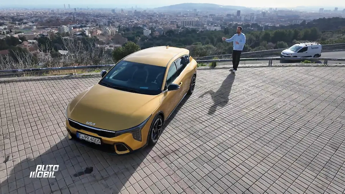 Vorhang auf für den Kia K4! Kia räumt auf