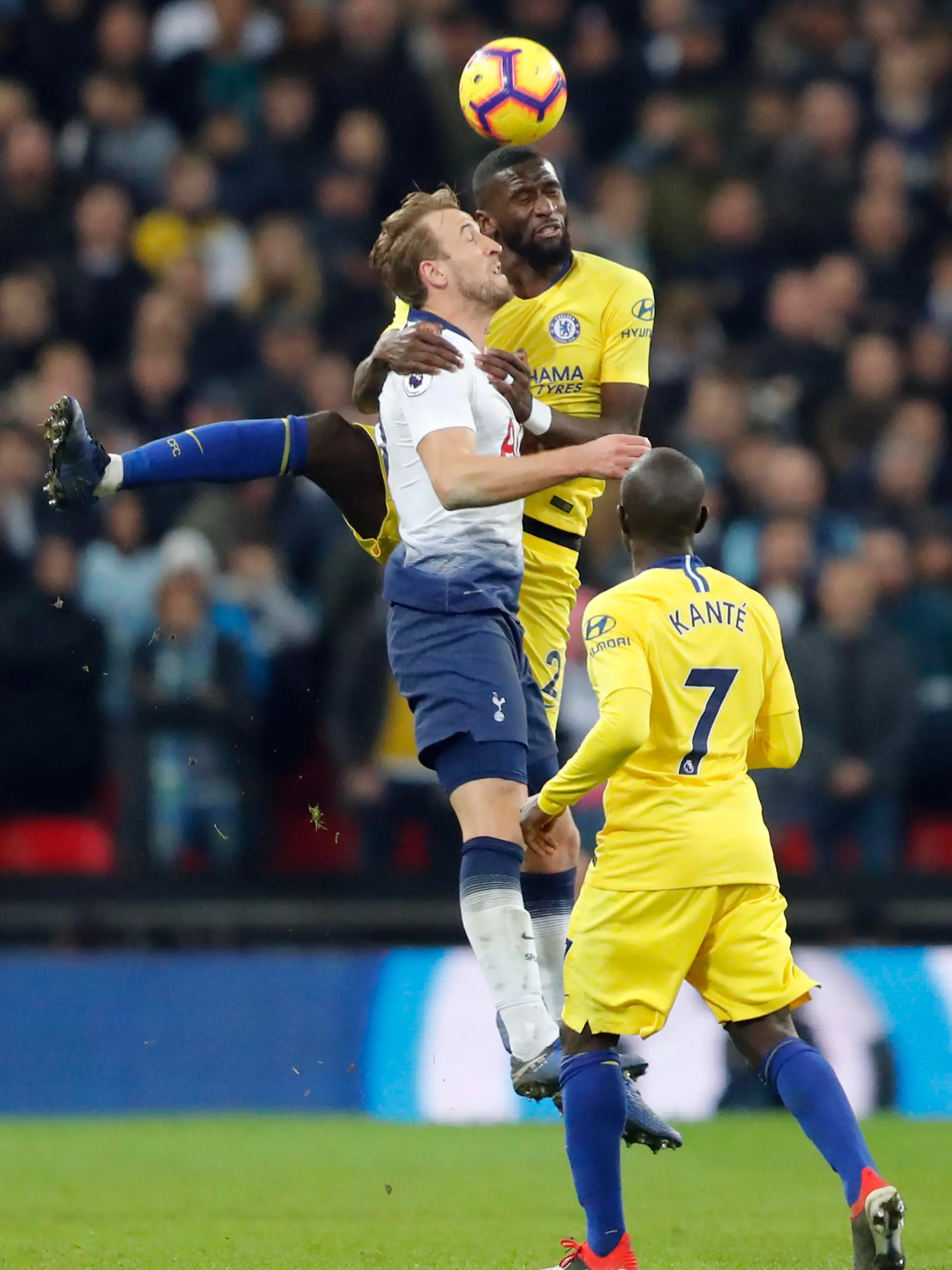 Antonio Rüdiger und Harry Kane