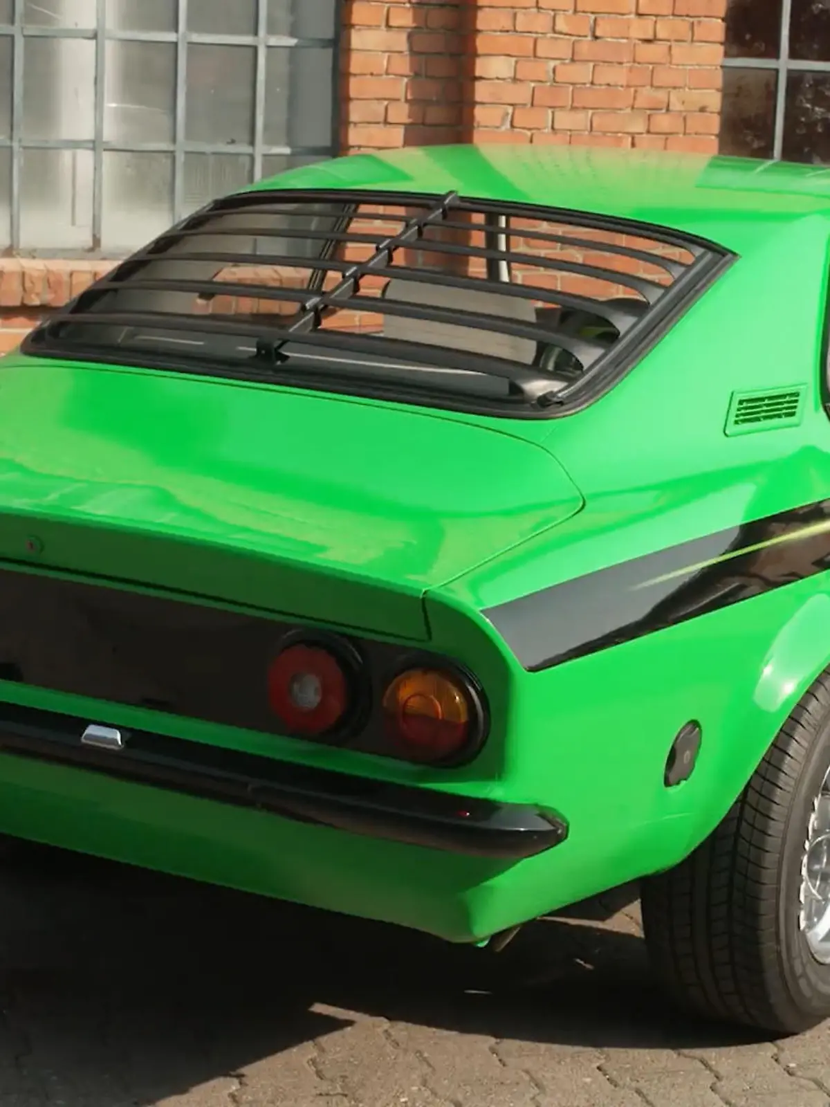 Bild zu: "Gefällt Lina das Comeback ihres Klassikers?"