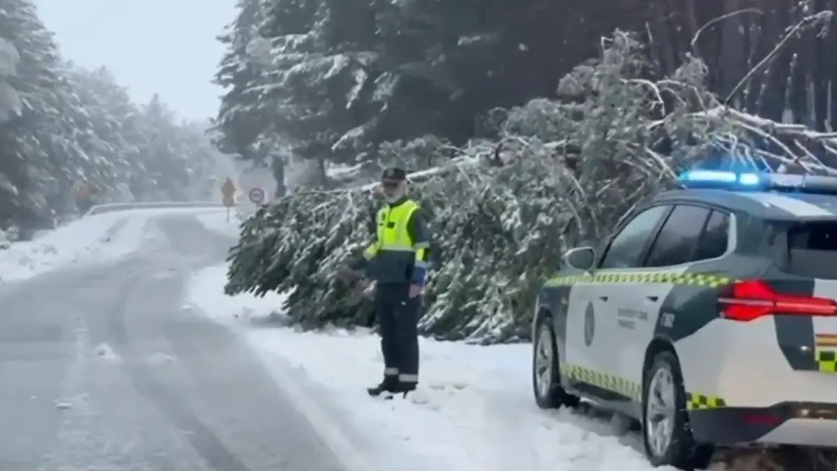 Wetter-Chaos! Schnee und Fluten verwüsten Urlaubsregionen Tausende Spanier müssen fliehen