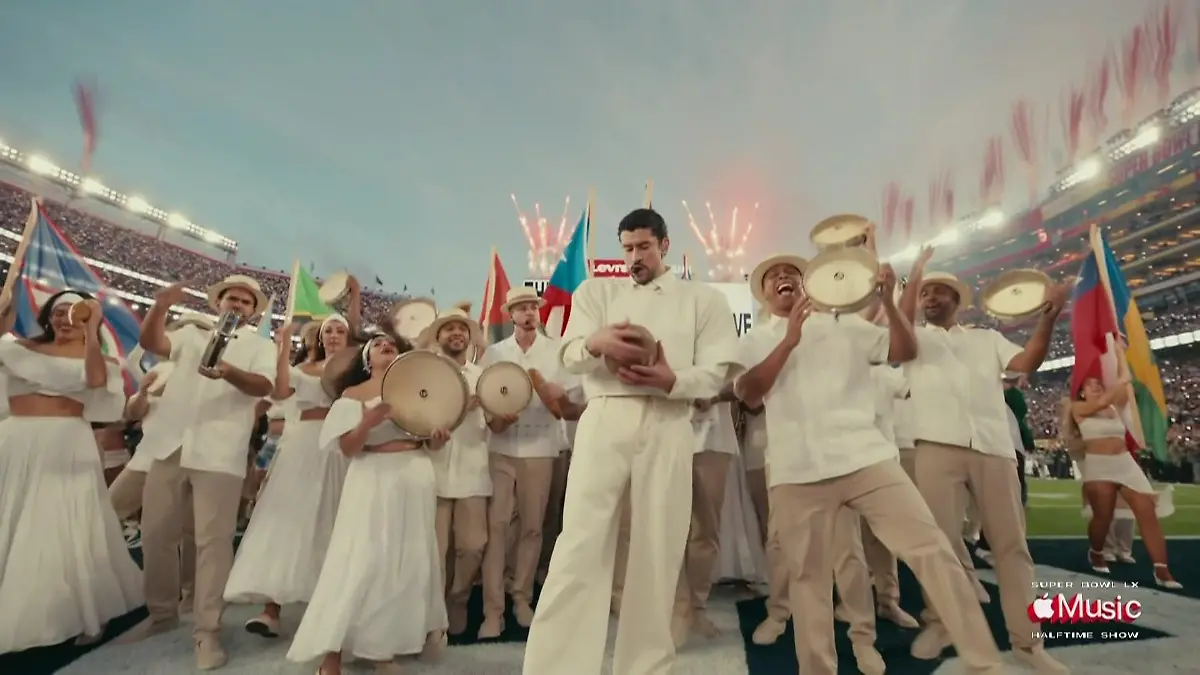 Mehr als nur NFL! Die versteckten Botschaften bei der Super Bowl-Halftime-Show Auftritt von Bad Bunny