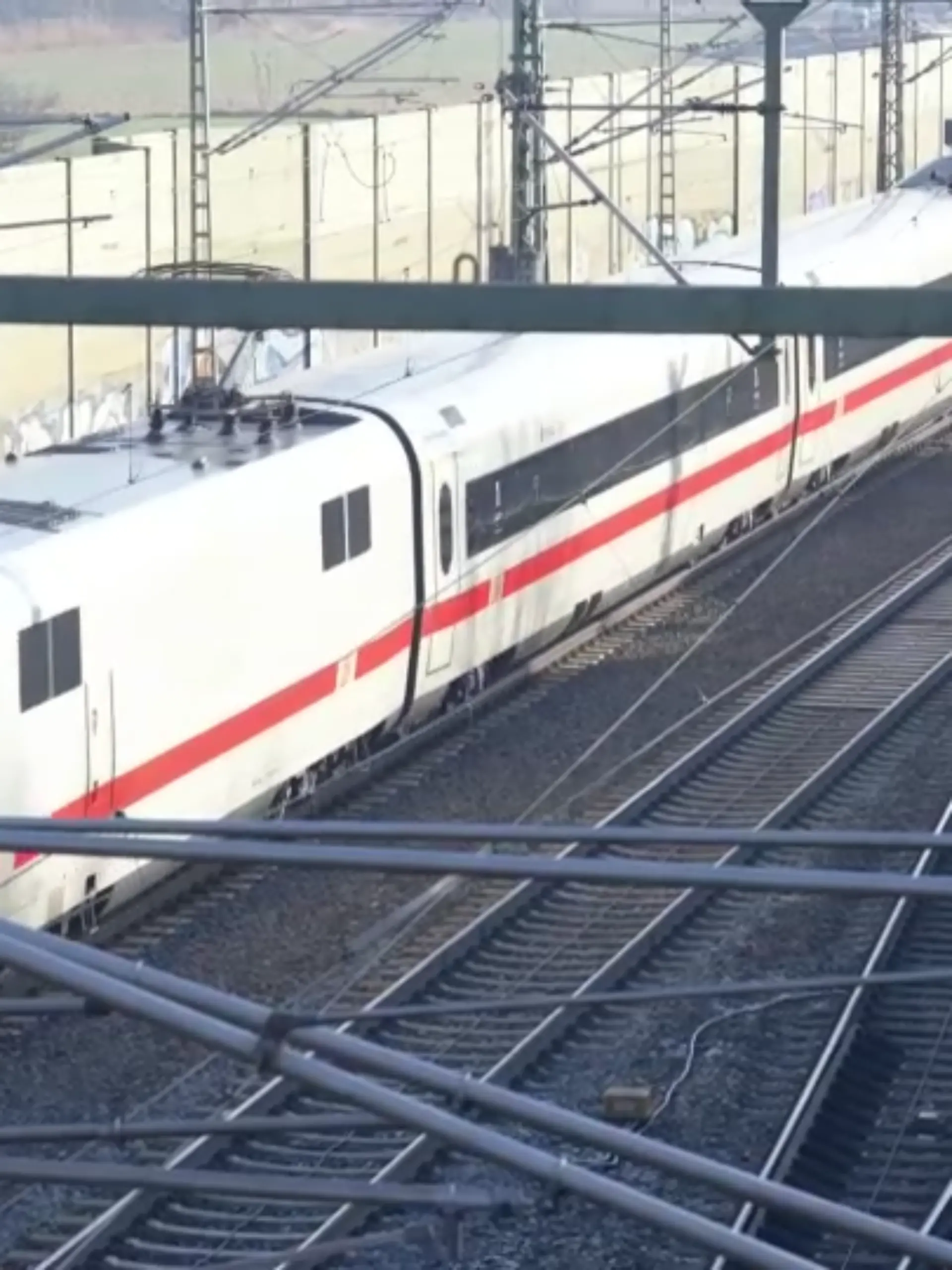 Bild zu: "Schneckentempo bis zum Jahr 2050? Diese ICE-Strecke wird neu gebaut"
