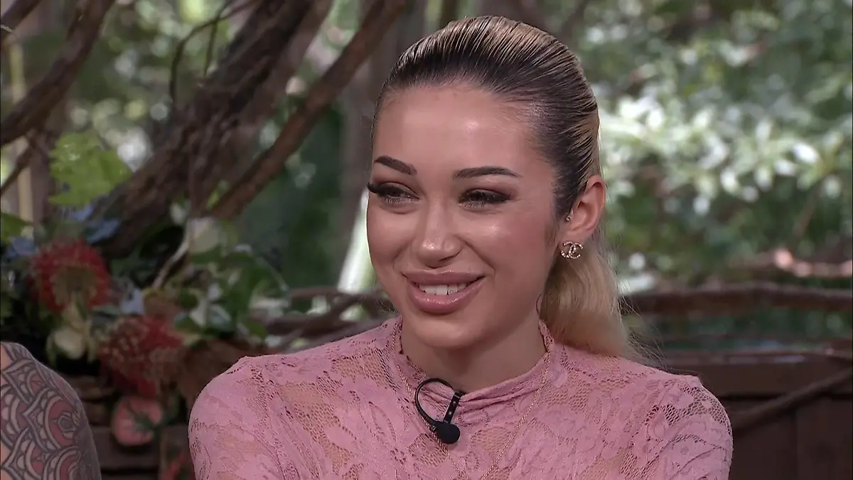 Nach Dezibel kommt Ariel - bereit für Krawall & Chaos? Achtung, Achtung!