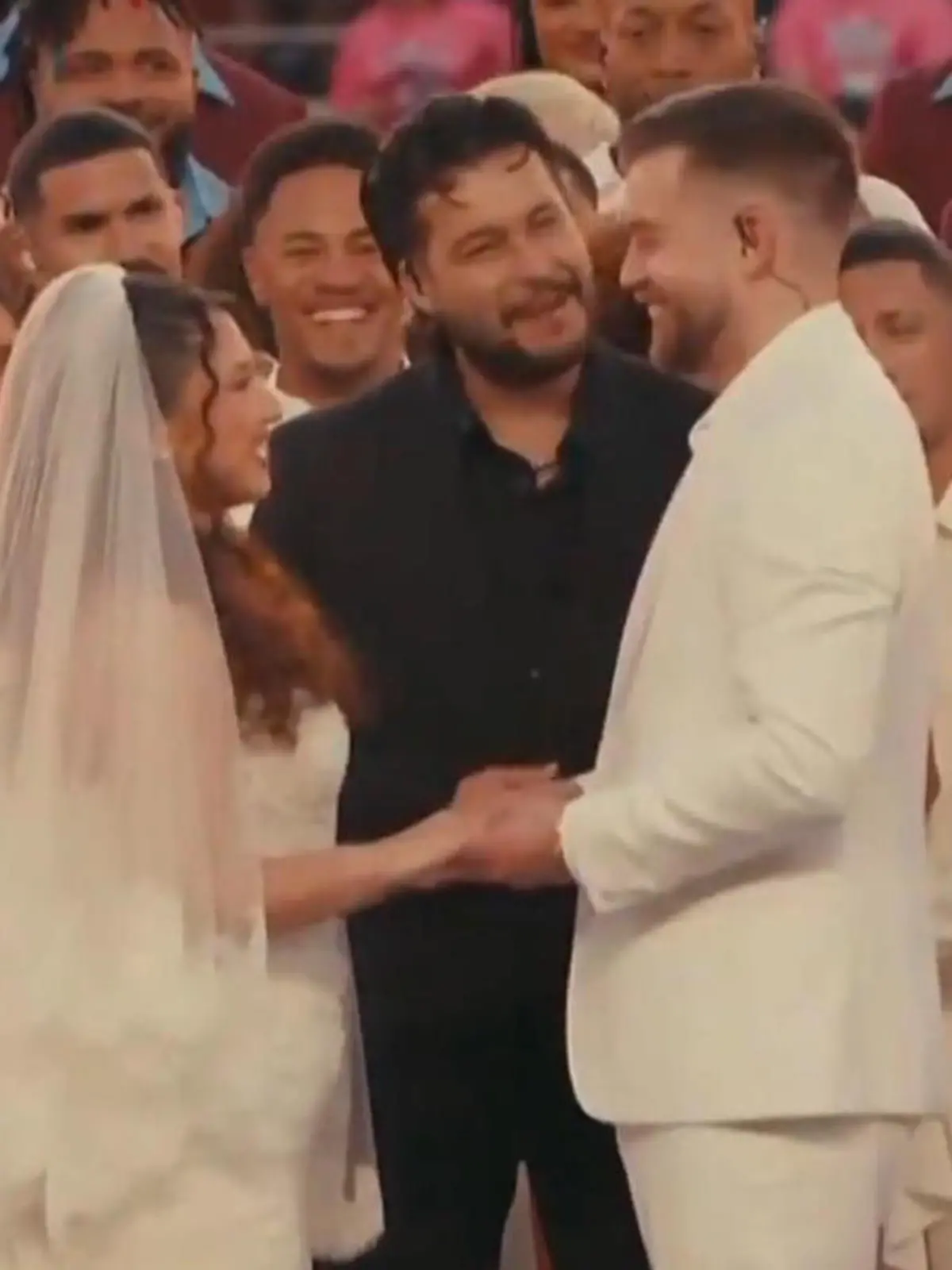 Bild zu: "Jawort vor der ganzen Welt! Millionen sehen IHRE Hochzeit"