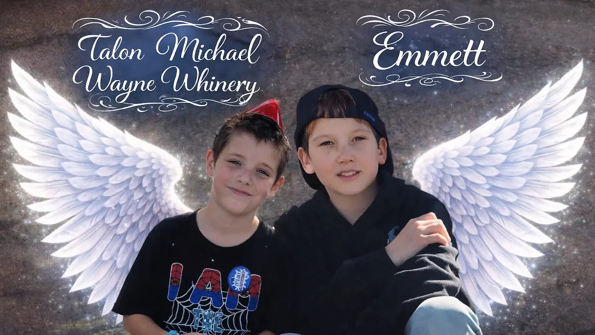 USA-Ins-Eis-eingebrochen-Zwei-Jungen-ertrinken-im-eiskalten-Wasser