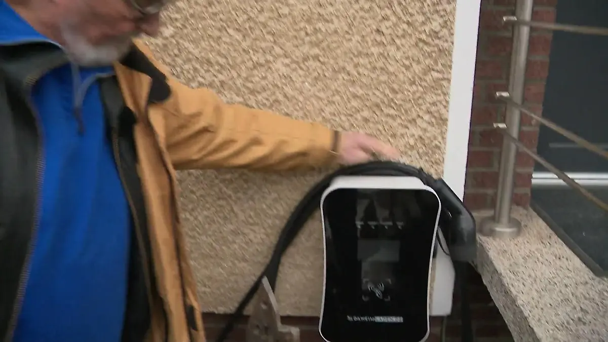 Wallbox-Dilemma: Stadt blockiert E-Auto-Ladung Streit um Wallbox Zugang