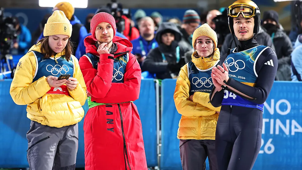 Nach-Gold-Sensation-Skisprung-Team-knapp-an-Bronze-vorbei