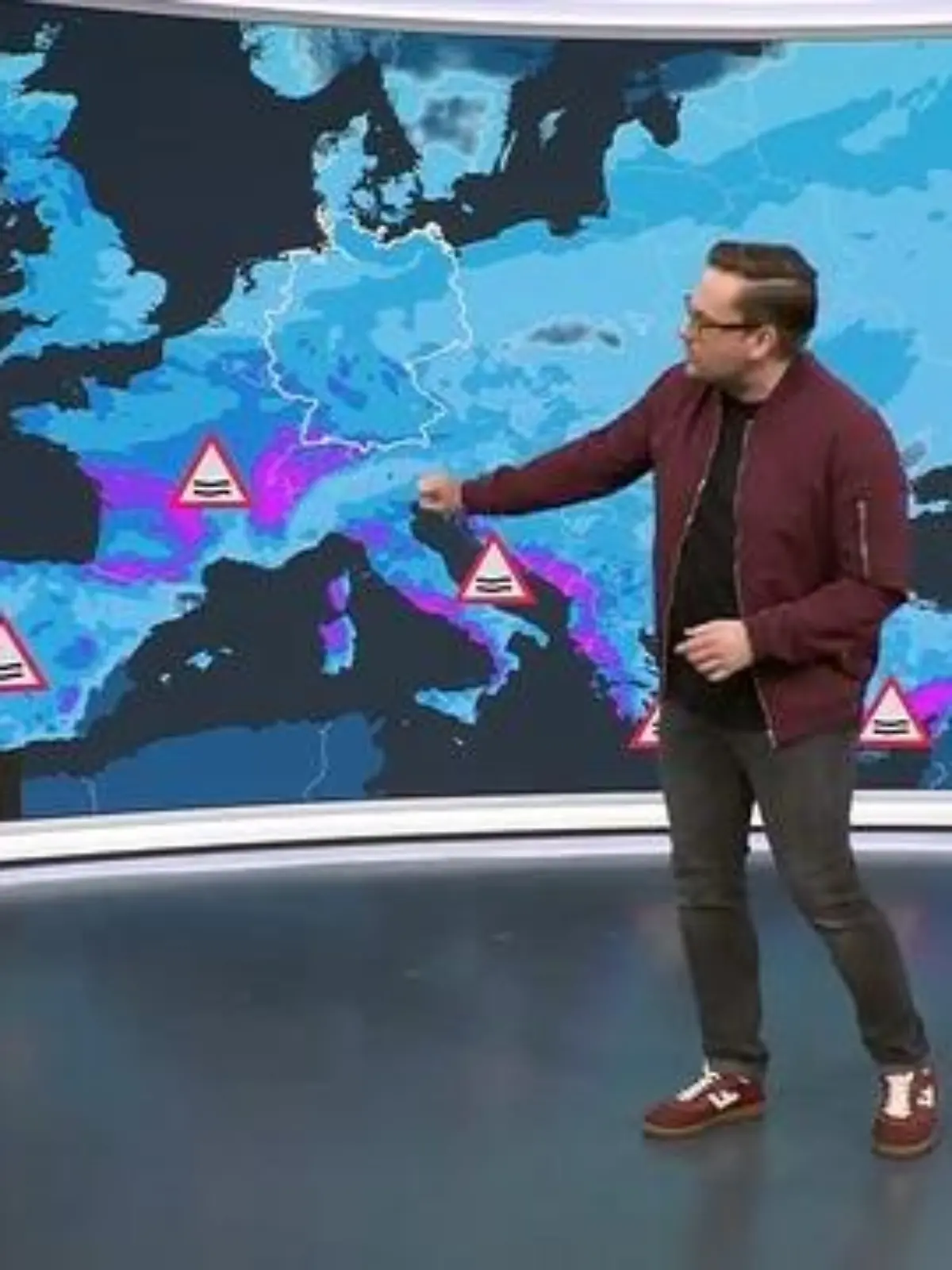 Bild zu: "Über 2500 Liter Liter Regen - schwere Unwetter Europa!"