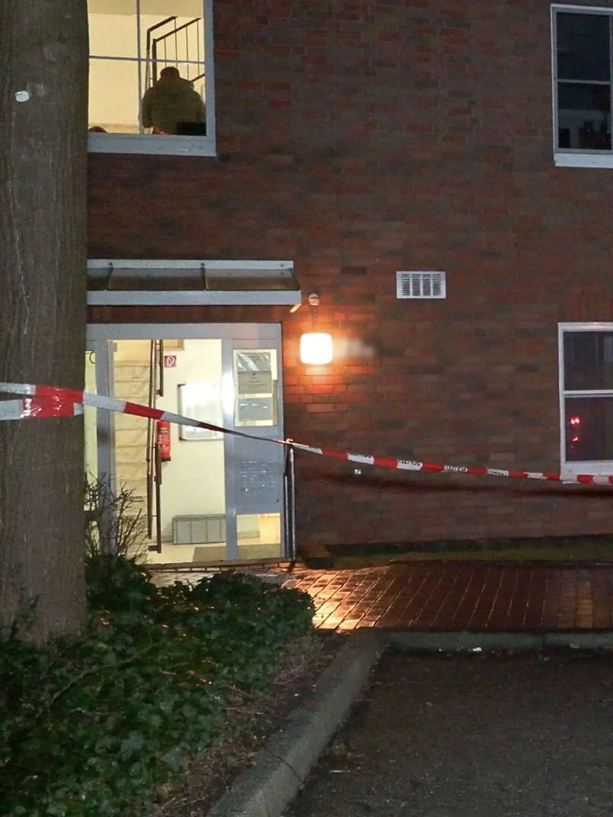 Polizei verletzt Mann tödlich mit Dienstwaffe