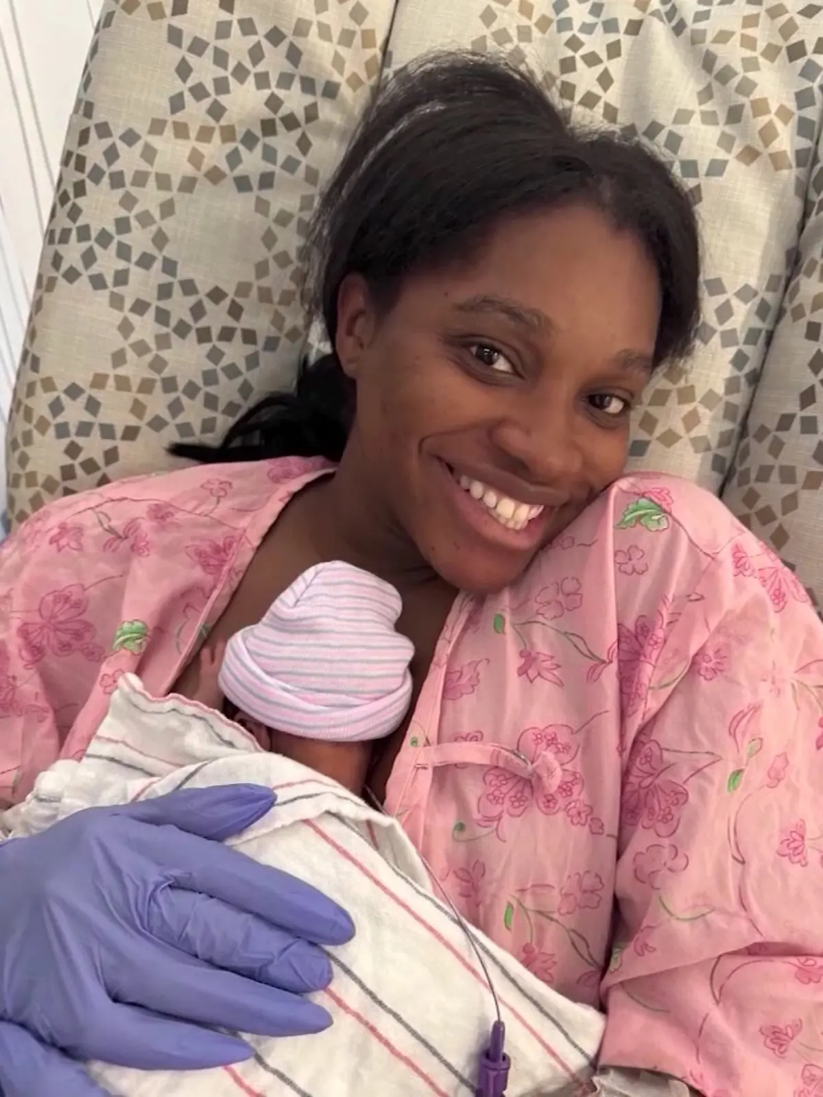 Shedly Apollon und ihre Tochter Ivory