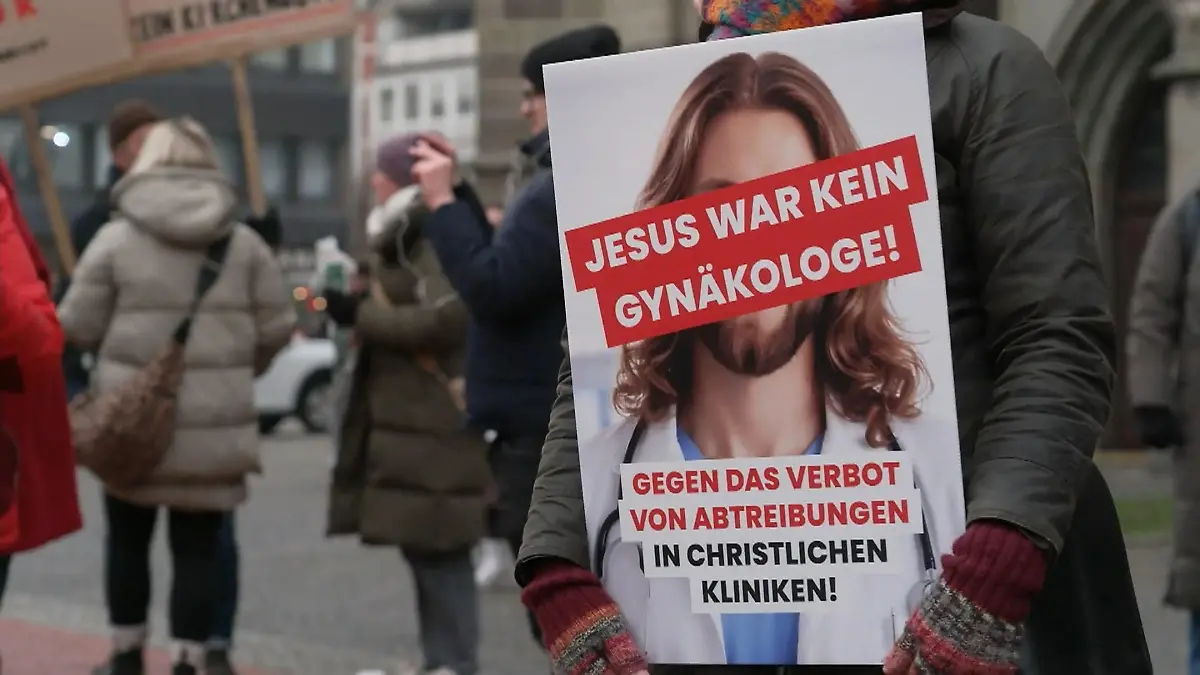 Schwangerschaftsabbrüche: Der Kampf um Selbstbestimmung. Abtreibungen und Schwangerschaftsabbrüche