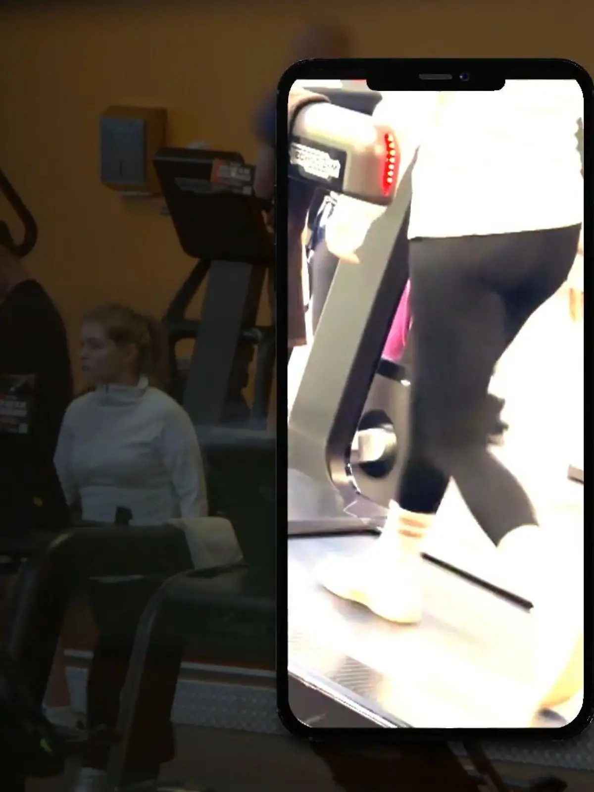 Spanner filmt Frau im Fitness-Sturdio 