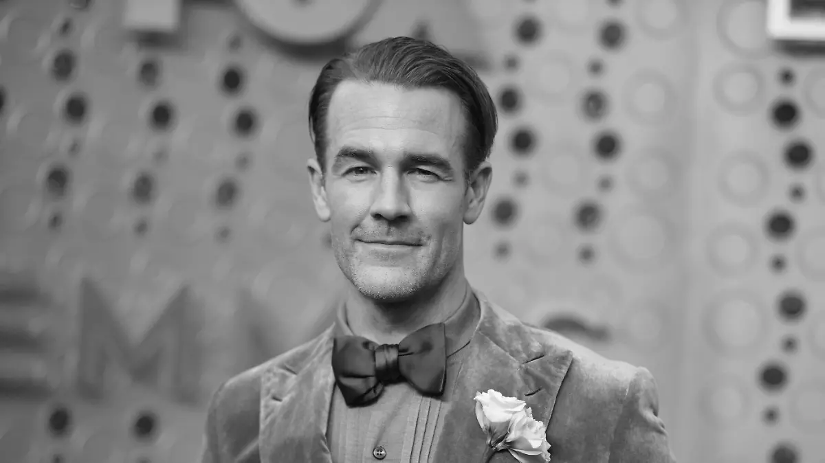ARCHIV - 22.09.2019, USA, Los Angeles: James Van Der Beek, Schauspieler aus den USA, trifft im Microsoft Theater in Los Angeles zu den 71. Primetime Emmy Awards ein.