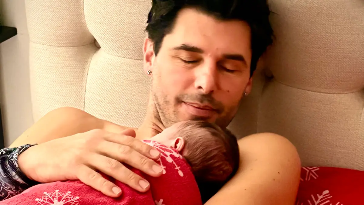 Riccardo Angelini könnte nicht glücklicher sein. Er ist frischgebackener Papa.