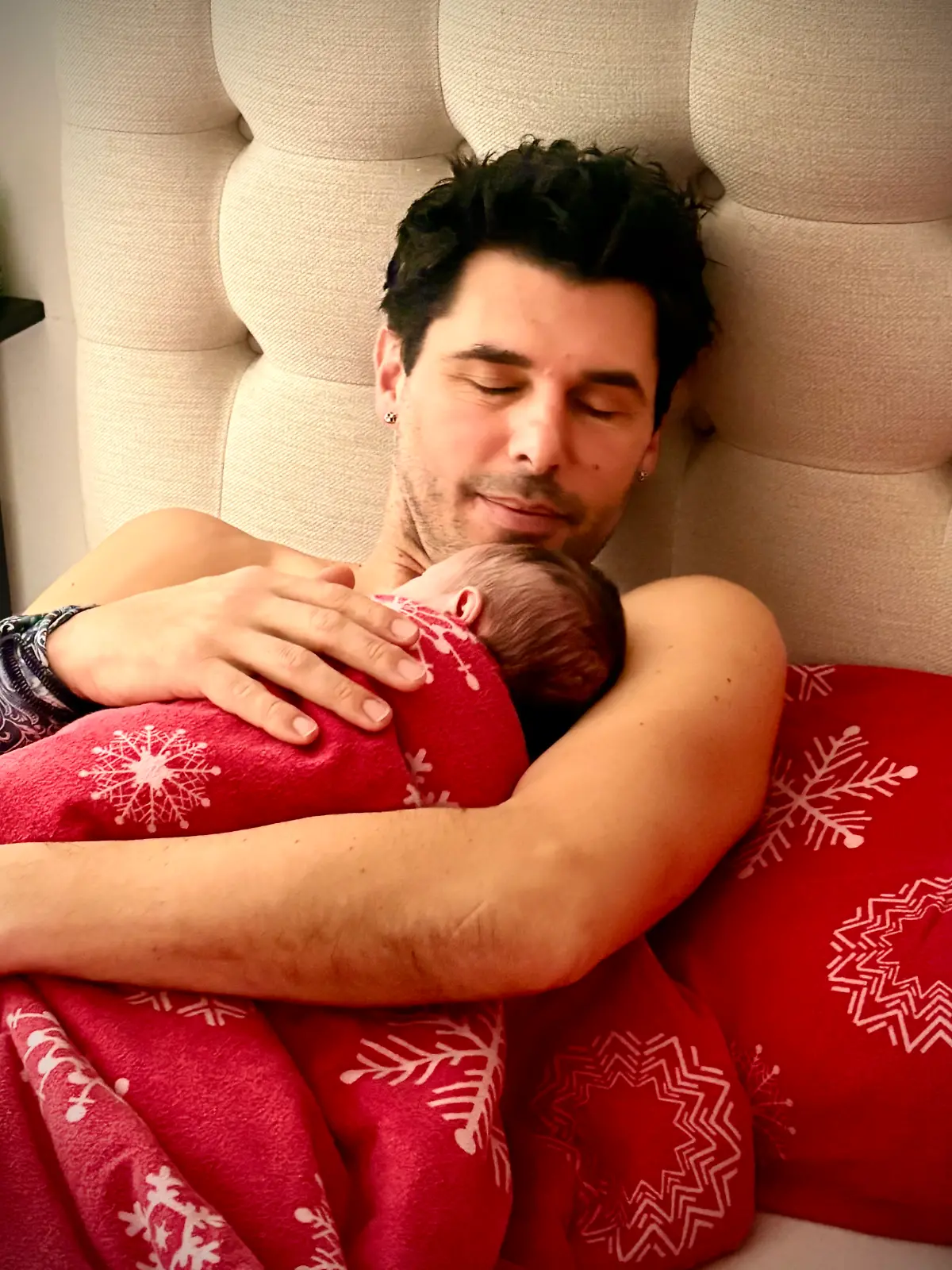 Riccardo Angelini könnte nicht glücklicher sein. Er ist frischgebackener Papa. 