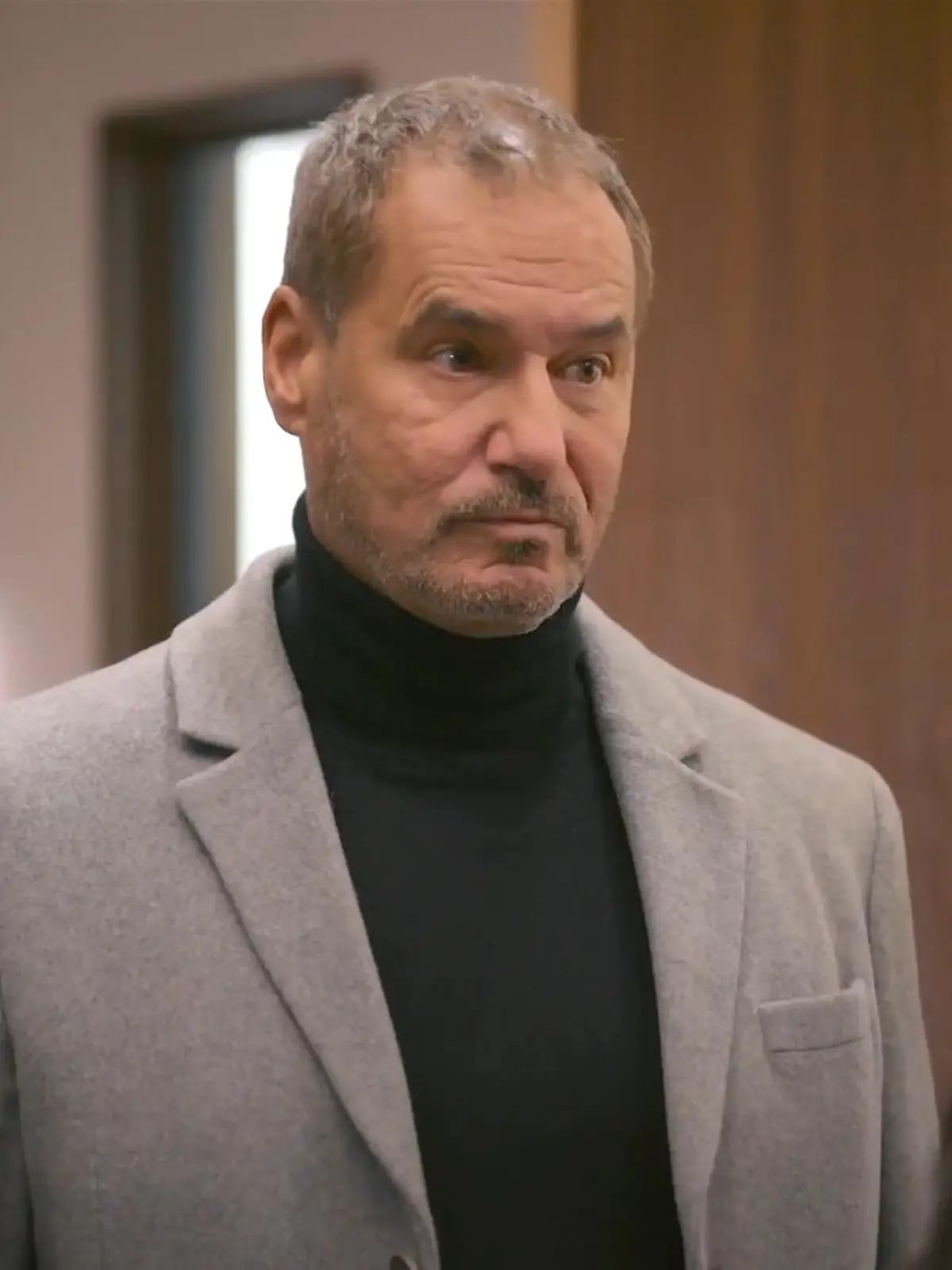 AWZ: Richard setzt sich bei Gabriella für Nele ein