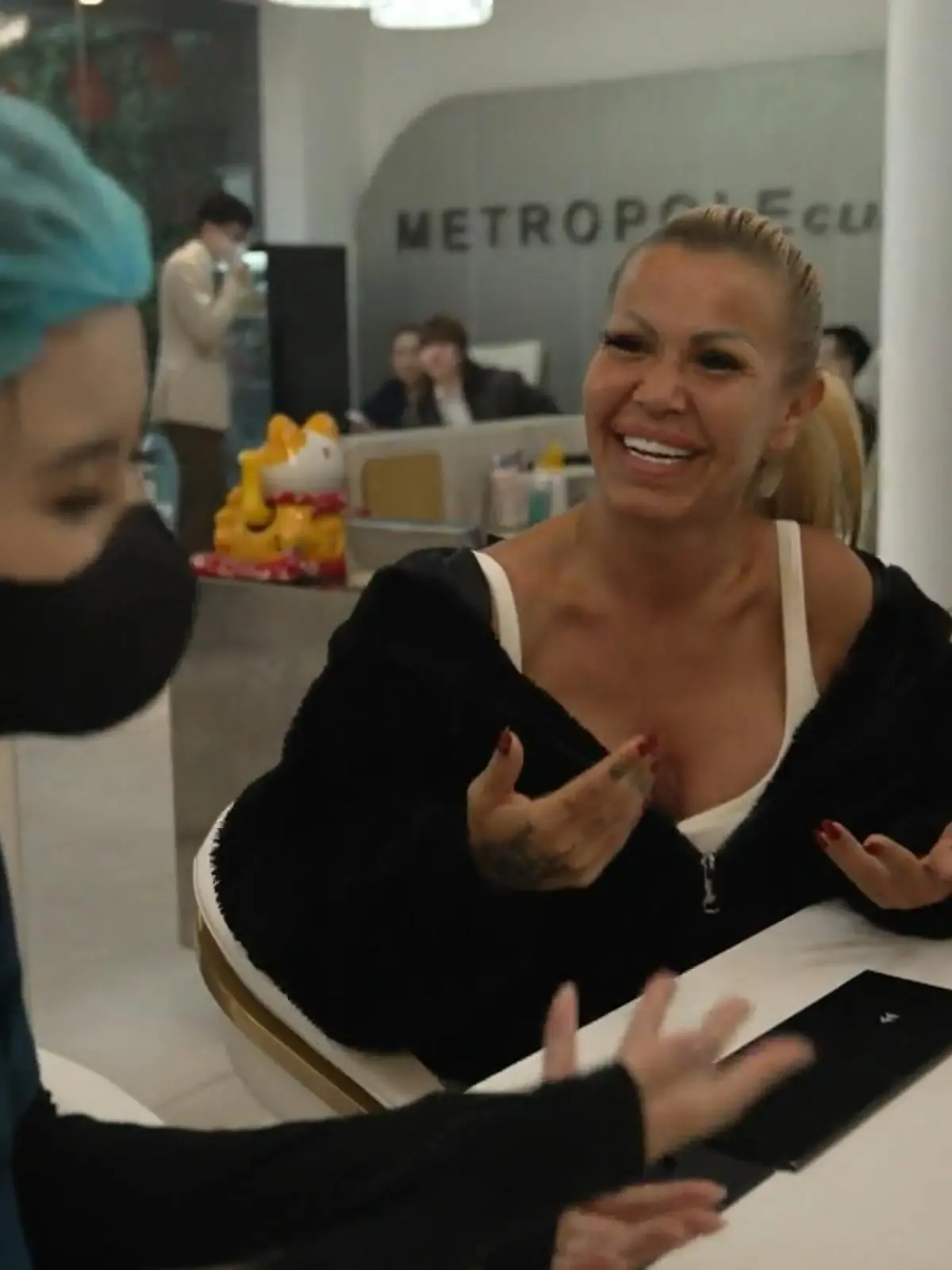 Bild zu: "Wie gut verläuft die Wollersheimsche Beauty-OP in Vietnam?"