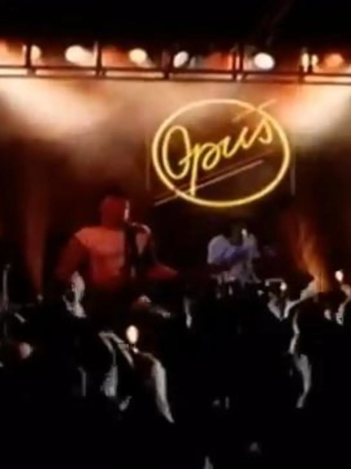 Bild zu: "Opus oder: Kann man von einem Hit ein ganzes Leben lang leben?"